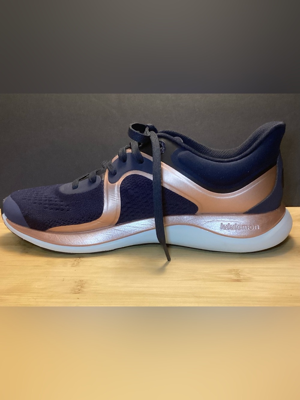 Lululemon Chargefeel Low Workout Shoe - Picture 4 of 7